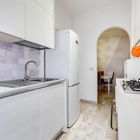 Vatican Andrea's Apartment Rome