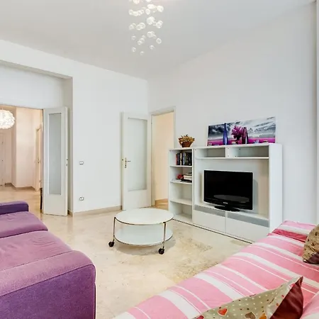 Vatican Andrea's Apartment Rome